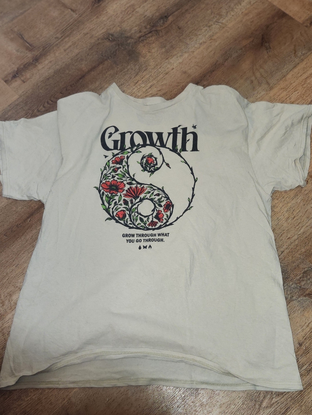Growth Floral Yin-Yang Graphic Tee - Cream